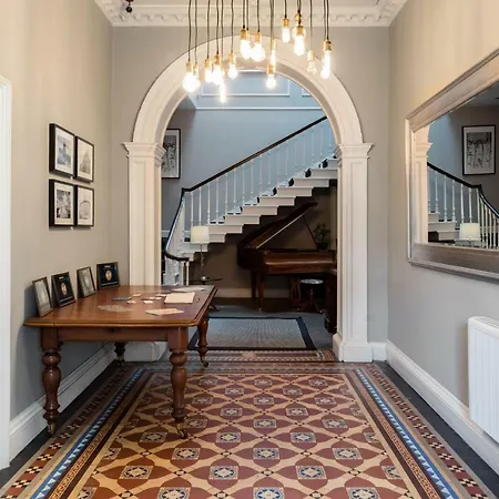 Apartmán The Heaton At Claremont Serviced